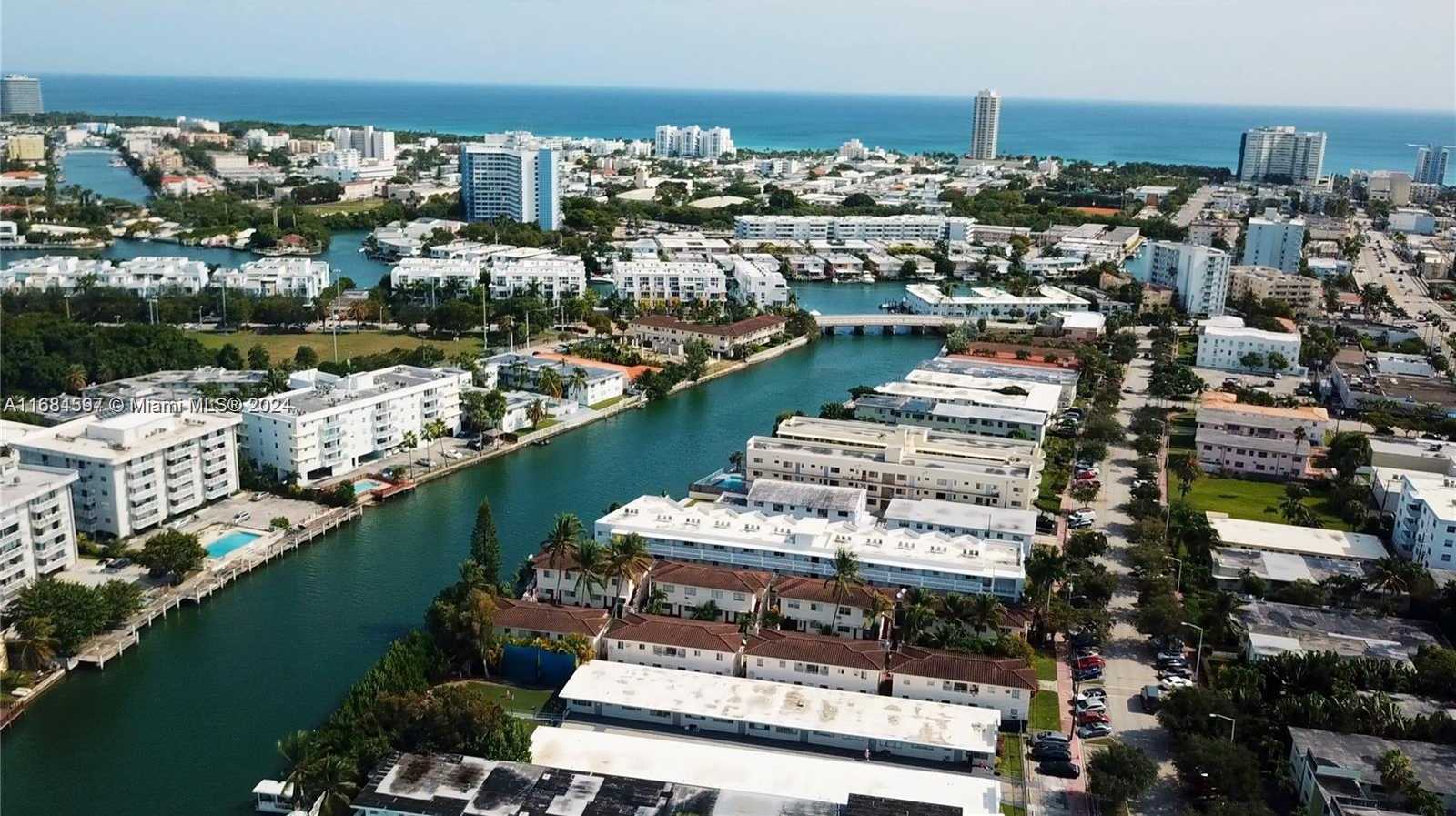 Small Image of 1201 MARSEILLE DR #17, Miami Beach Number 27