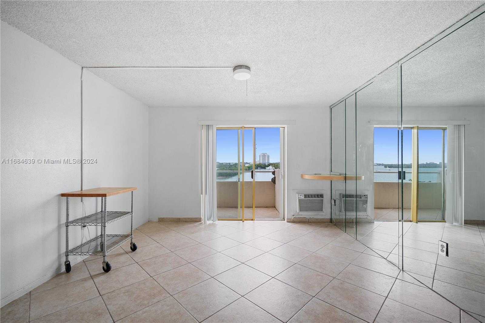 Small Image of 7904 WEST DR #405, North Bay Village Number 14