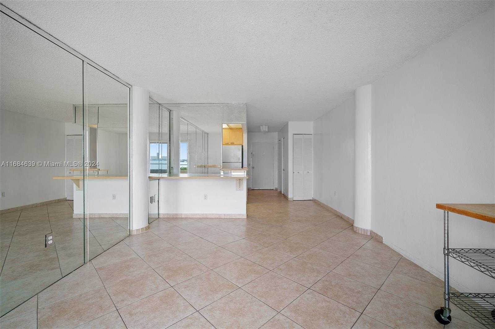 Small Image of 7904 WEST DR #405, North Bay Village Number 16