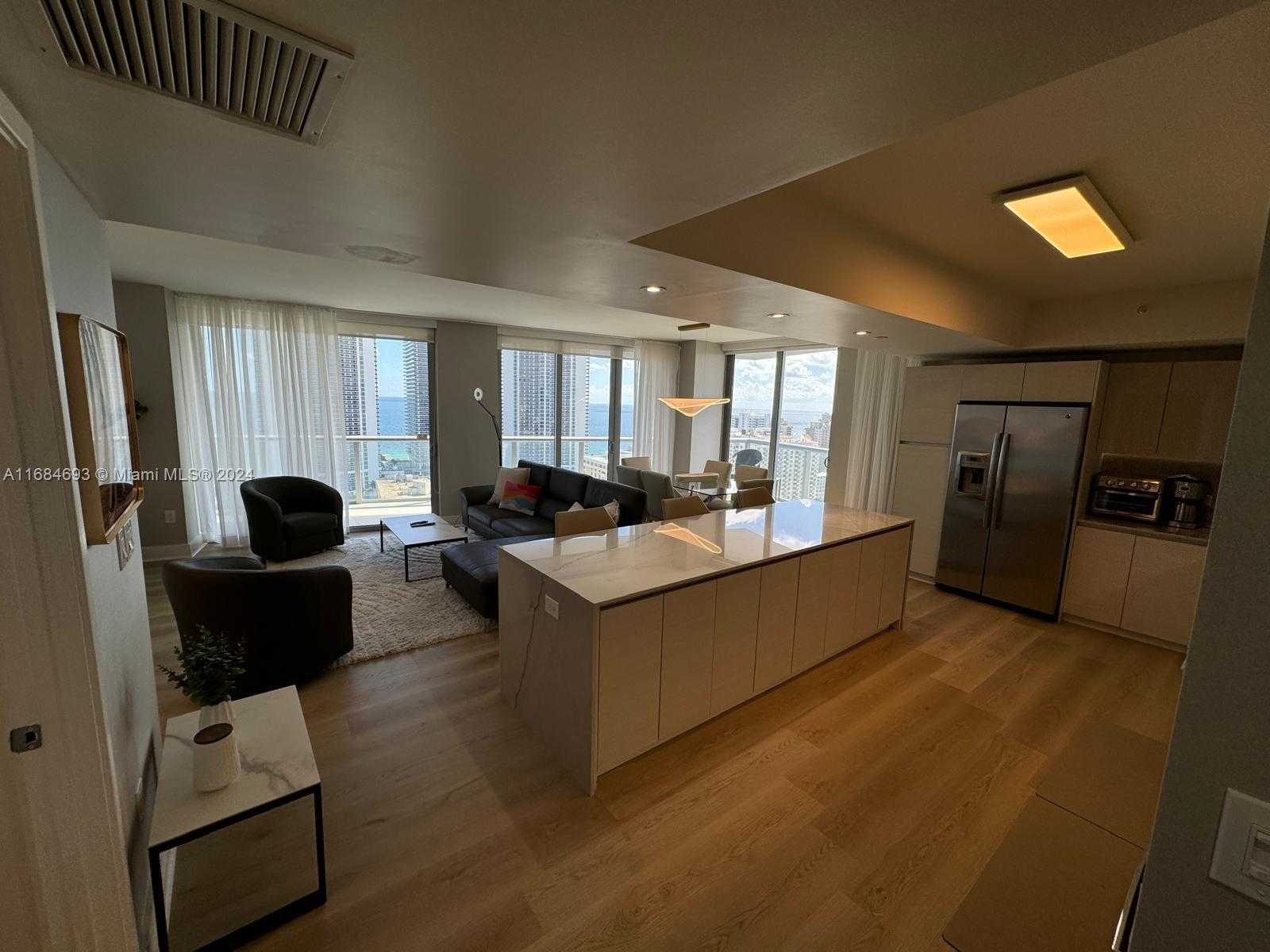 Small Image of 2600 EAST HALLANDALE BEACH BLVD #T2701, Hallandale Beach Number 3