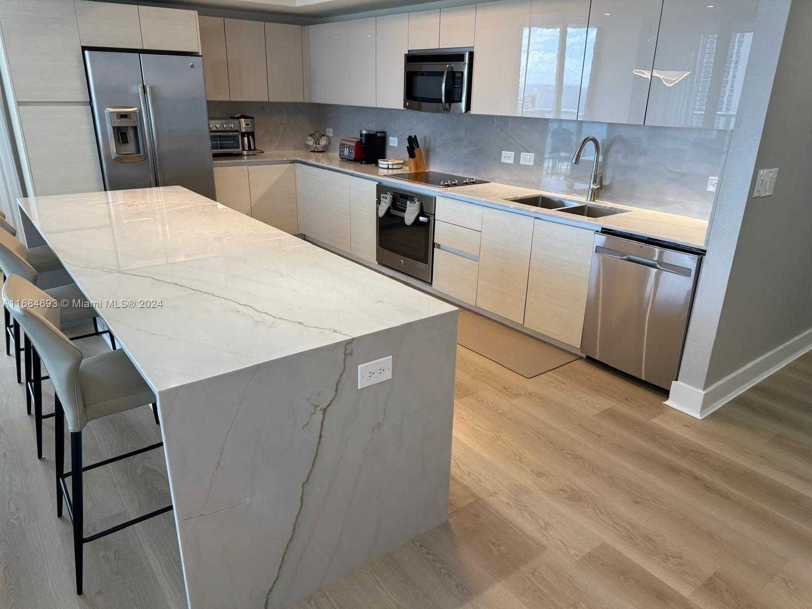 Small Image of 2600 EAST HALLANDALE BEACH BLVD #T2701, Hallandale Beach Number 7