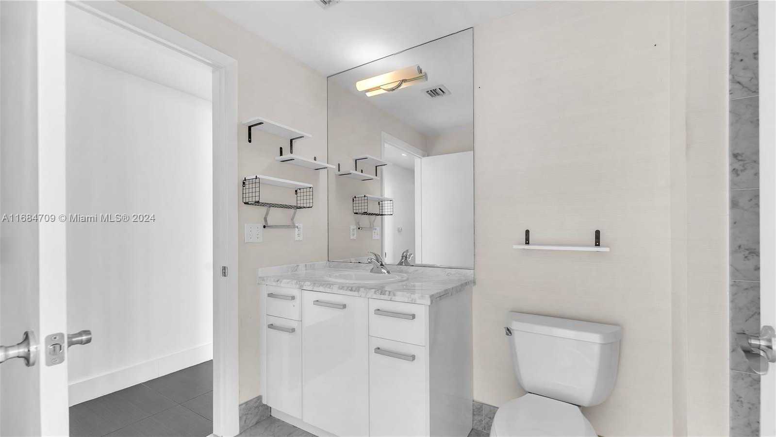 Small Image of 253 NORTH EAST 2ND ST #4704, Miami Number 14