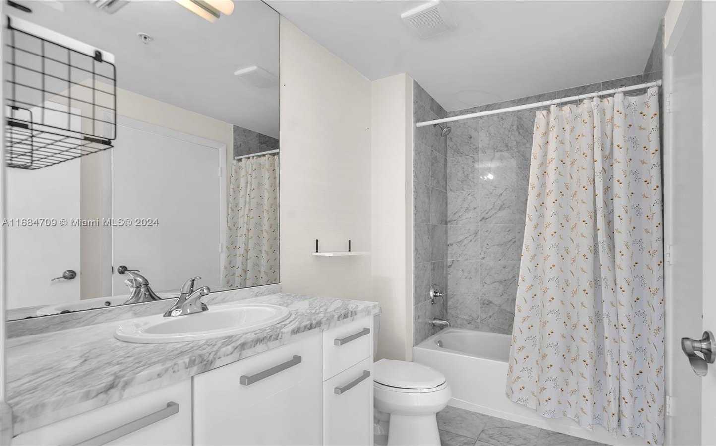 Small Image of 253 NORTH EAST 2ND ST #4704, Miami Number 15