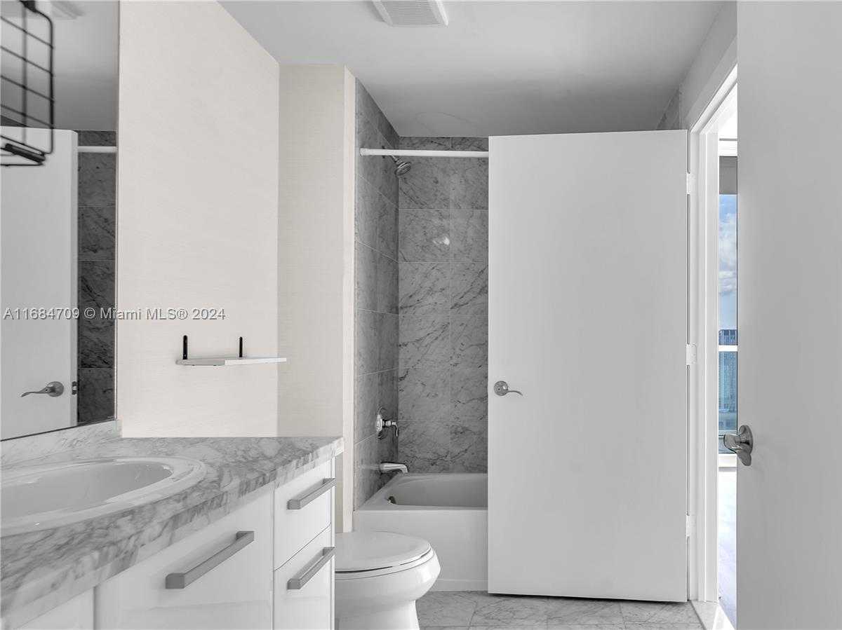 Small Image of 253 NORTH EAST 2ND ST #4704, Miami Number 27