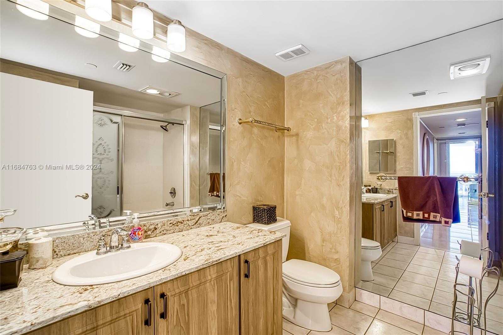 Small Image of 20185 E Country Club Dr, Miami, FL 33180, USA Number 18