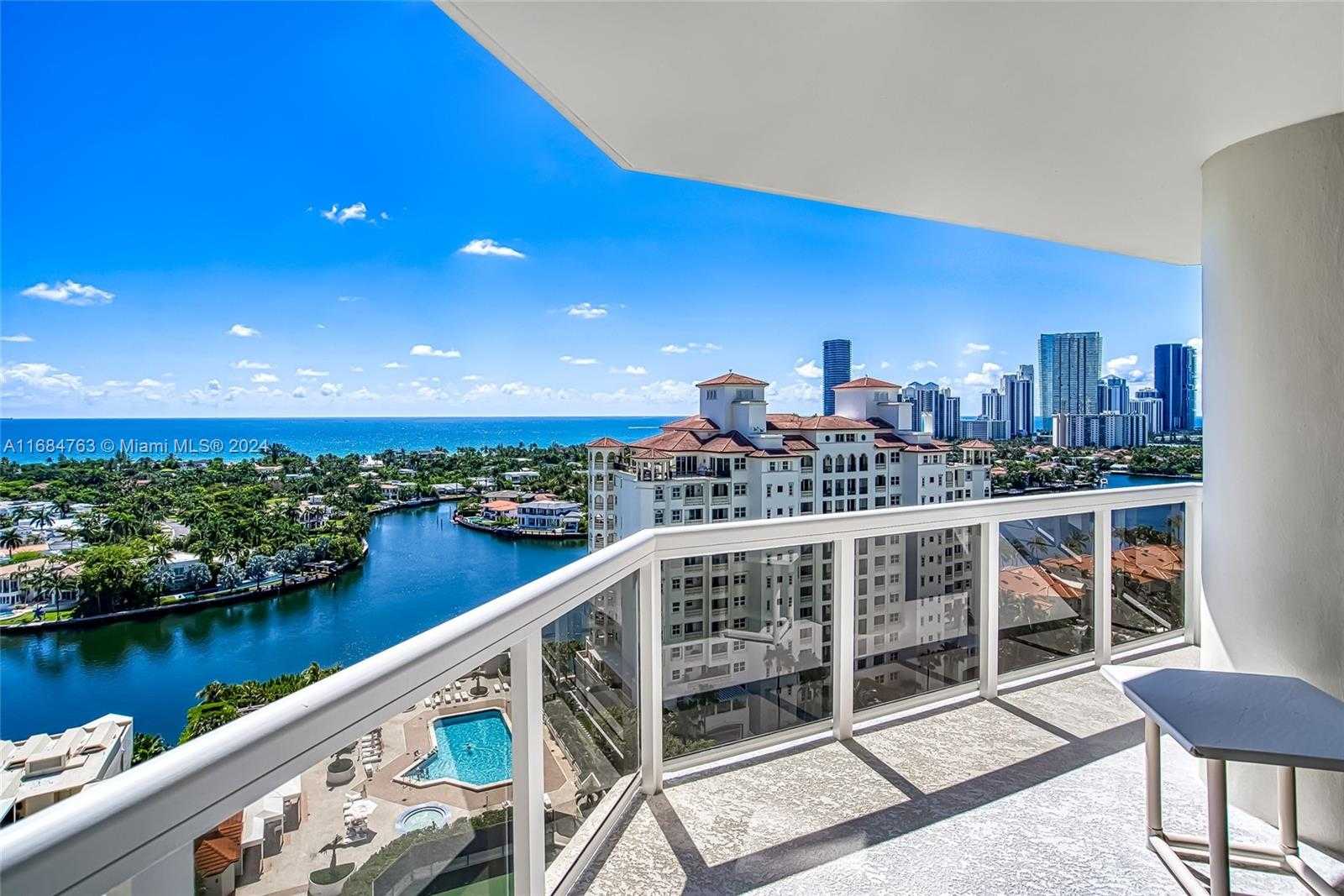 Small Image of 20185 E Country Club Dr, Miami, FL 33180, USA Number 23