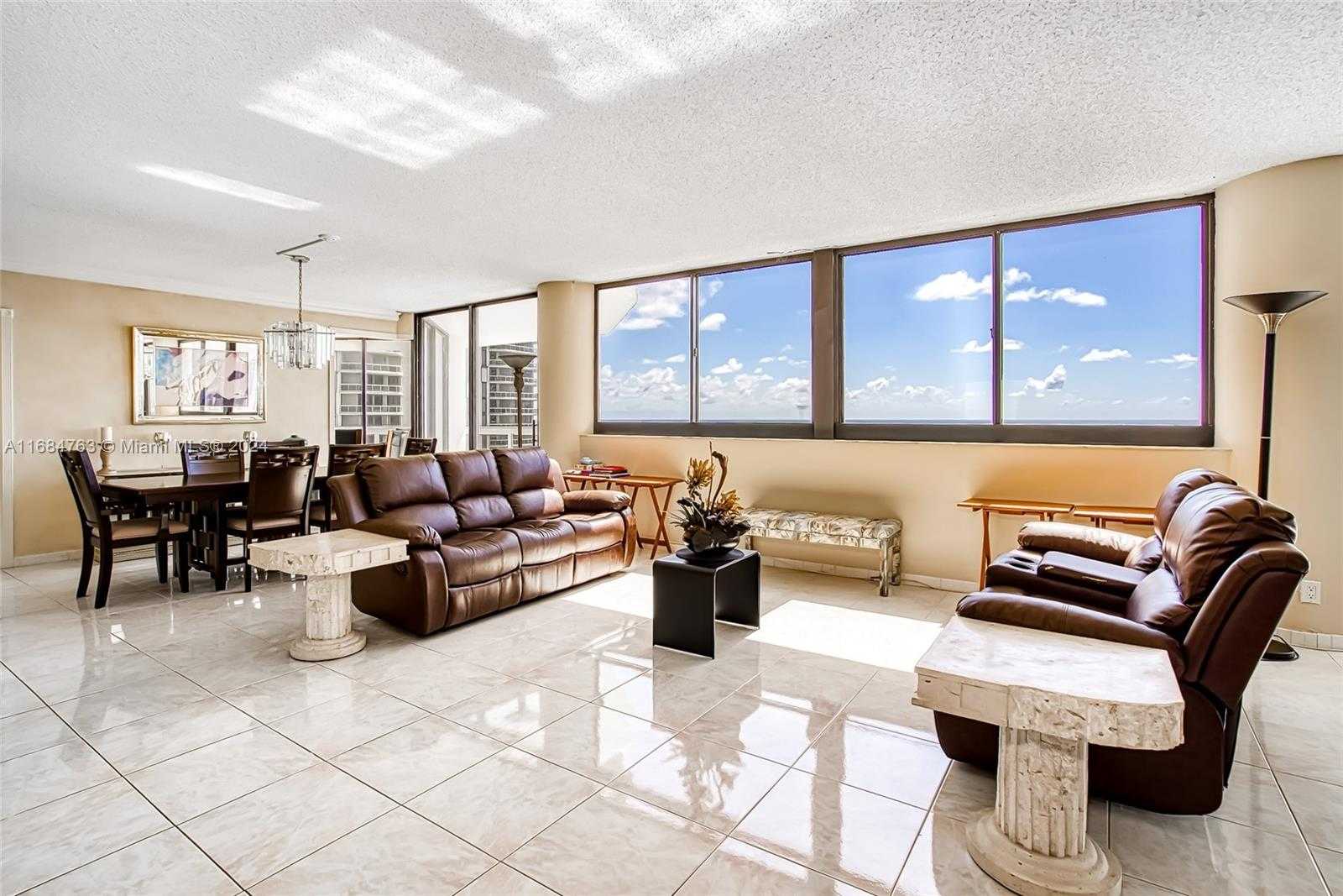 Small Image of 20185 E Country Club Dr, Miami, FL 33180, USA Number 8