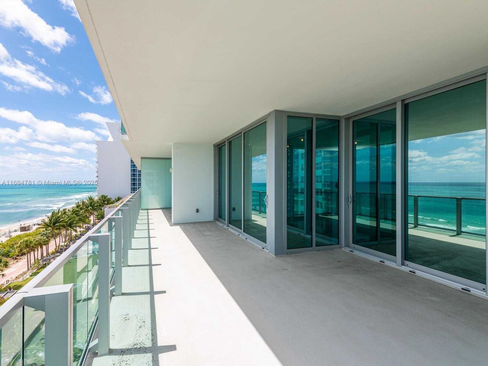 Small Image of 6901 COLLINS AVE #701, Miami Beach Number 31