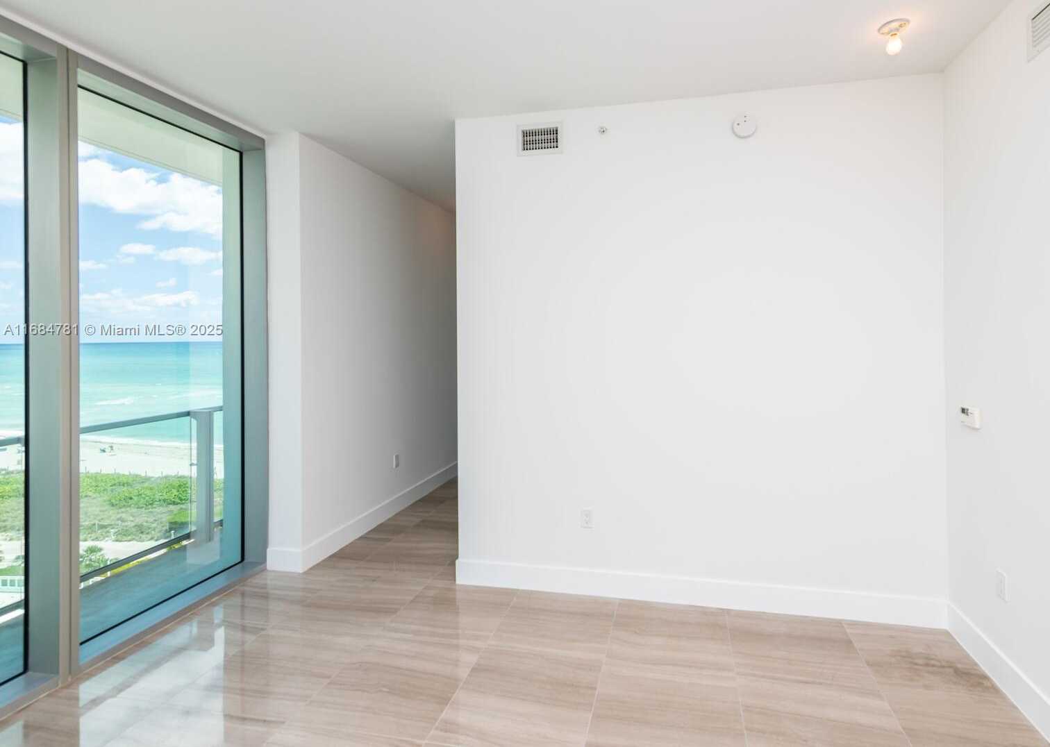 Small Image of 6901 COLLINS AVE #701, Miami Beach Number 38