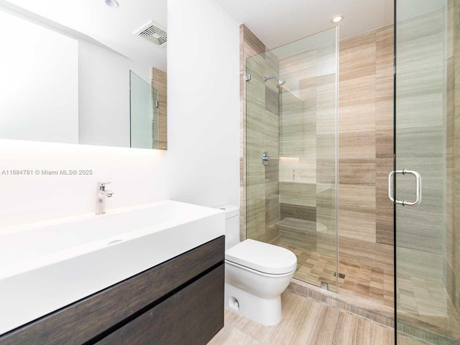 Small Image of 6901 COLLINS AVE #701, Miami Beach Number 39