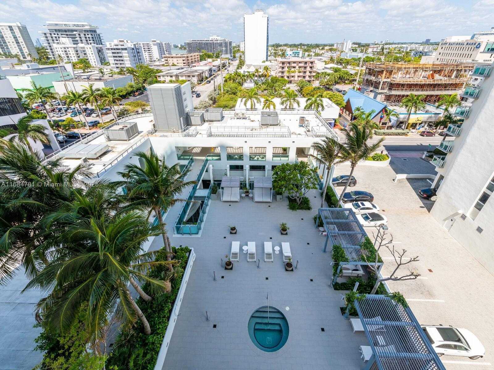 Small Image of 6901 COLLINS AVE #701, Miami Beach Number 45