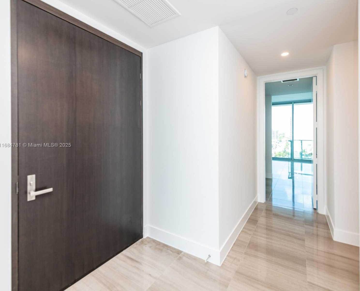 Small Image of 6901 COLLINS AVE #701, Miami Beach Number 57