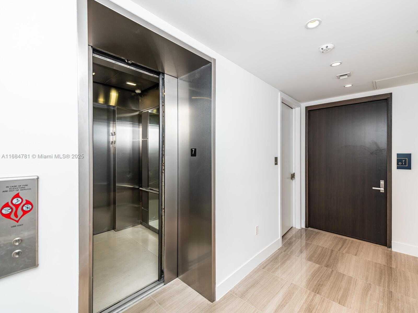 Small Image of 6901 COLLINS AVE #701, Miami Beach Number 63