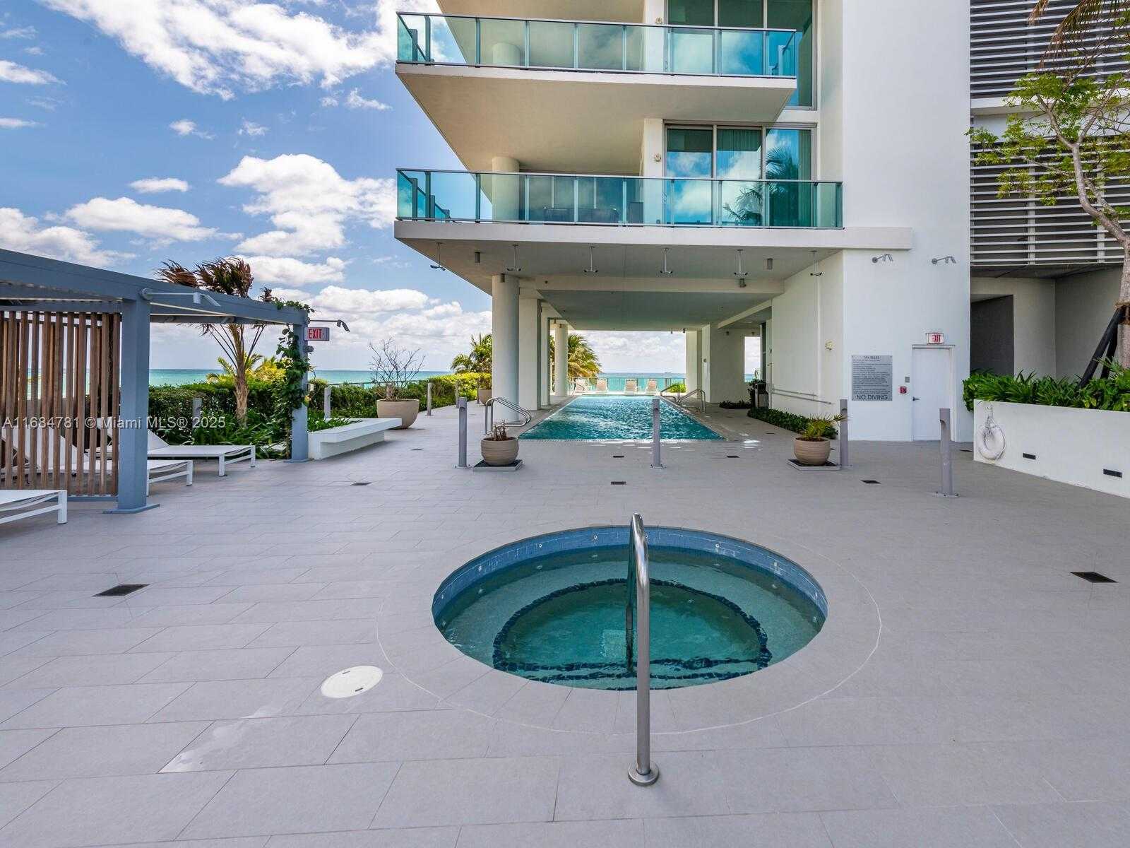 Small Image of 6901 COLLINS AVE #701, Miami Beach Number 70