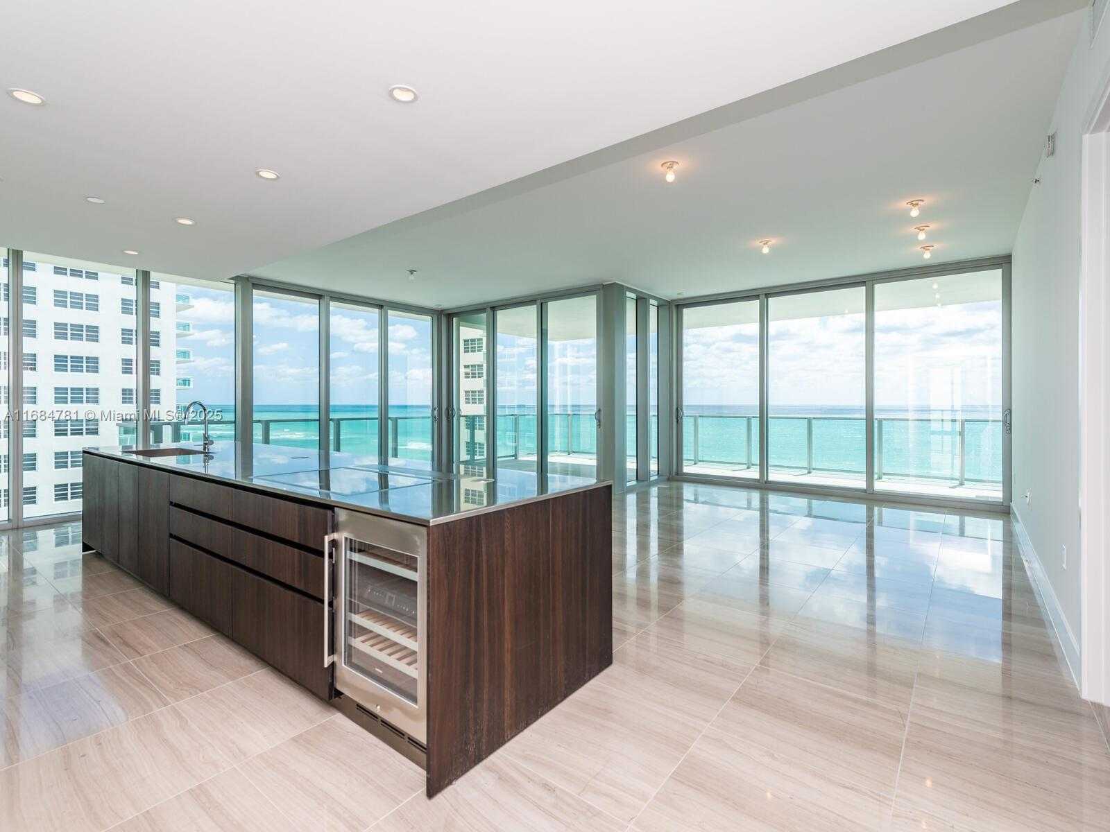 Small Image of 6901 COLLINS AVE #701, Miami Beach Number 8