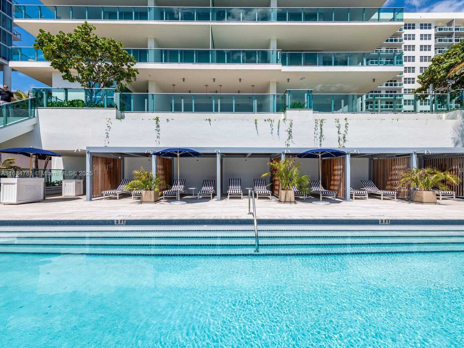 Small Image of 6901 COLLINS AVE #701, Miami Beach Number 82