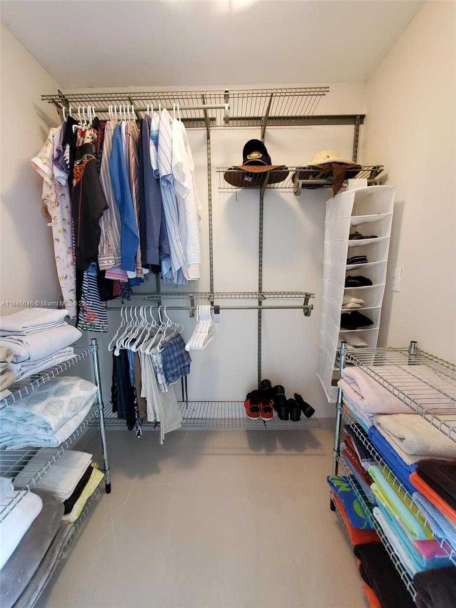 Small Image of 2100 SANS SOUCI BLVD #B601, North Miami Number 15