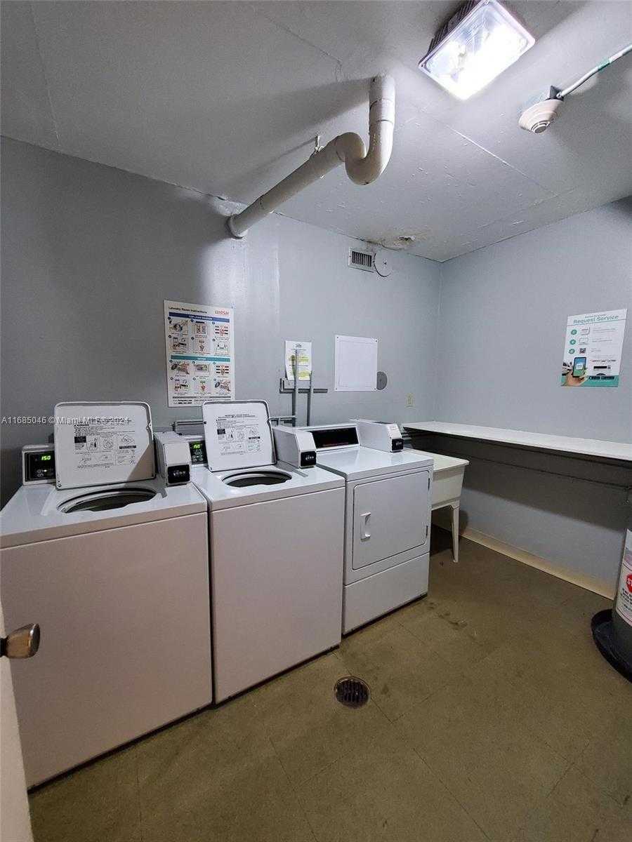 Small Image of 2100 SANS SOUCI BLVD #B601, North Miami Number 18