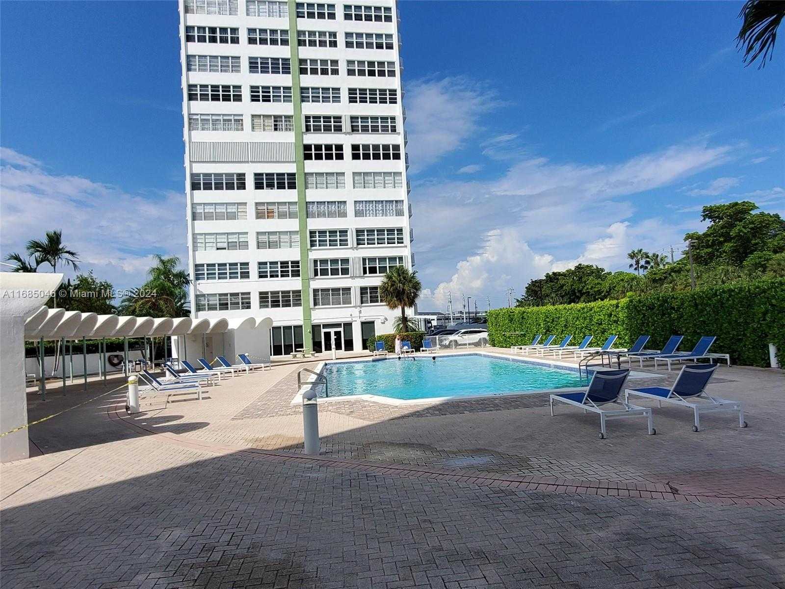 Small Image of 2100 SANS SOUCI BLVD #B601, North Miami Number 20