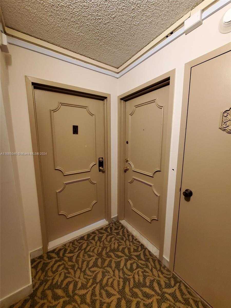 Small Image of 2100 SANS SOUCI BLVD #B601, North Miami Number 22