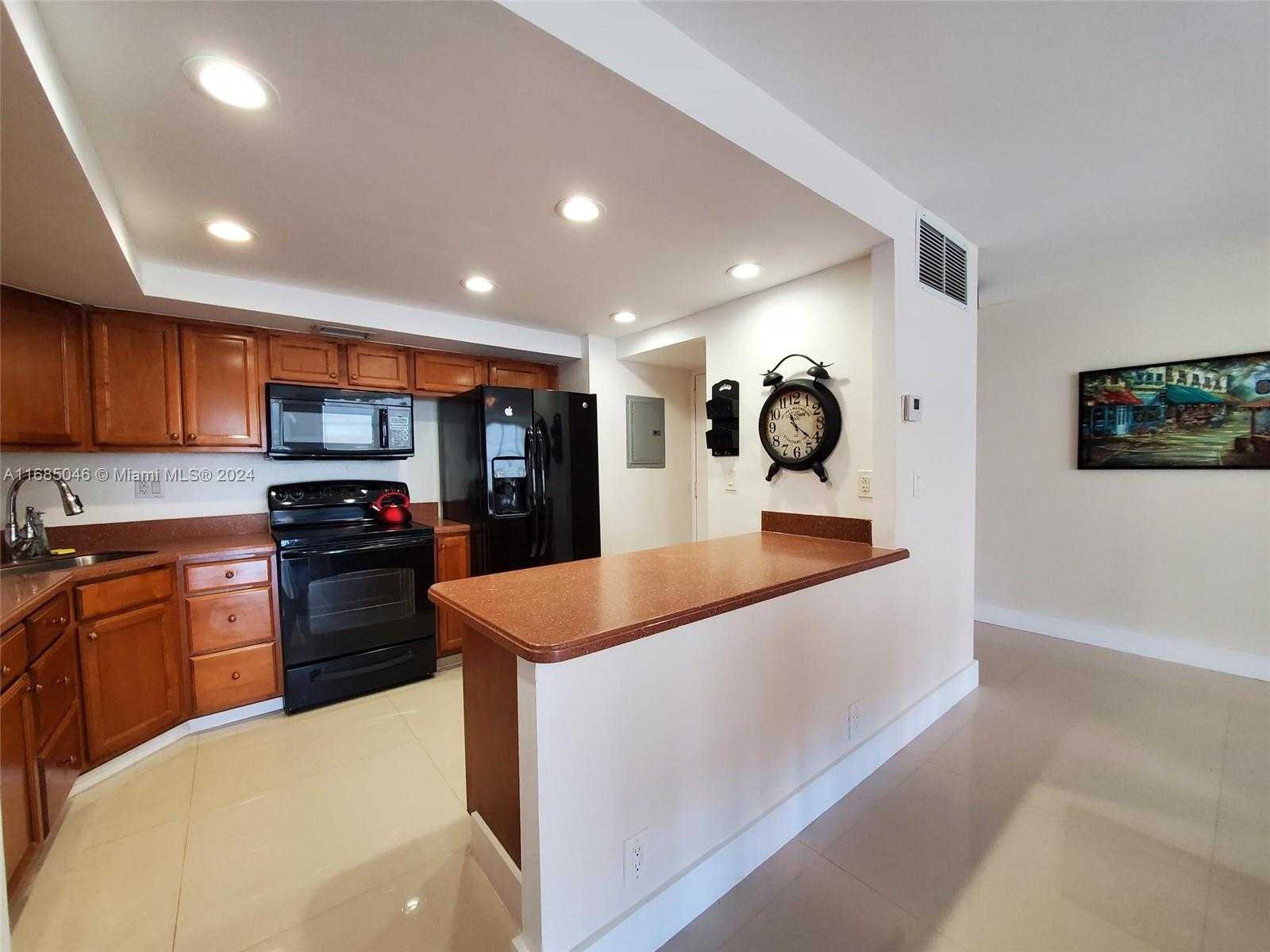 Small Image of 2100 SANS SOUCI BLVD #B601, North Miami Number 3
