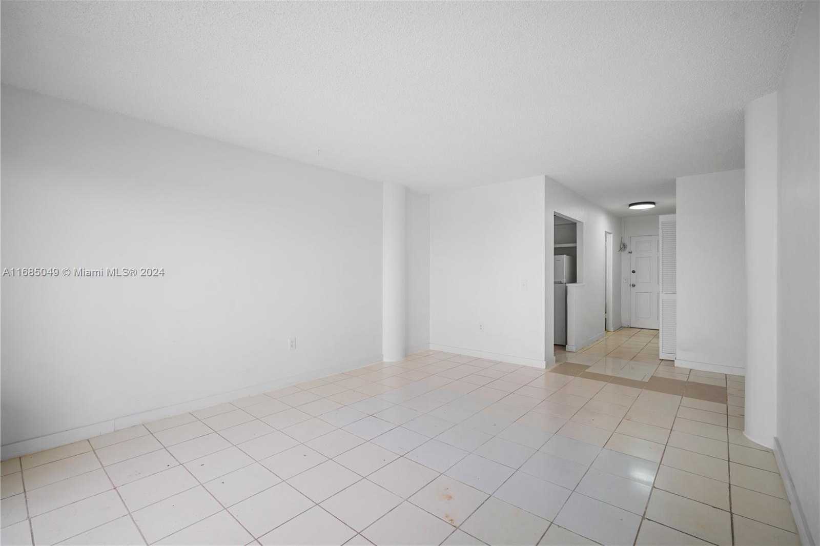 Small Image of 7904 WEST DR #605, North Bay Village Number 14