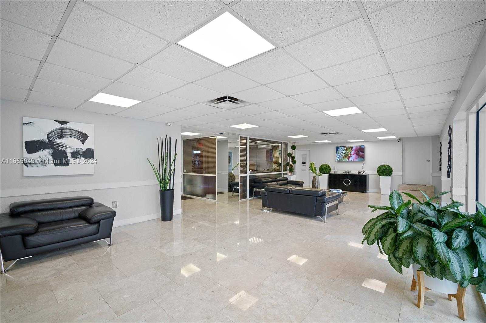 Small Image of 7904 WEST DR #605, North Bay Village Number 3