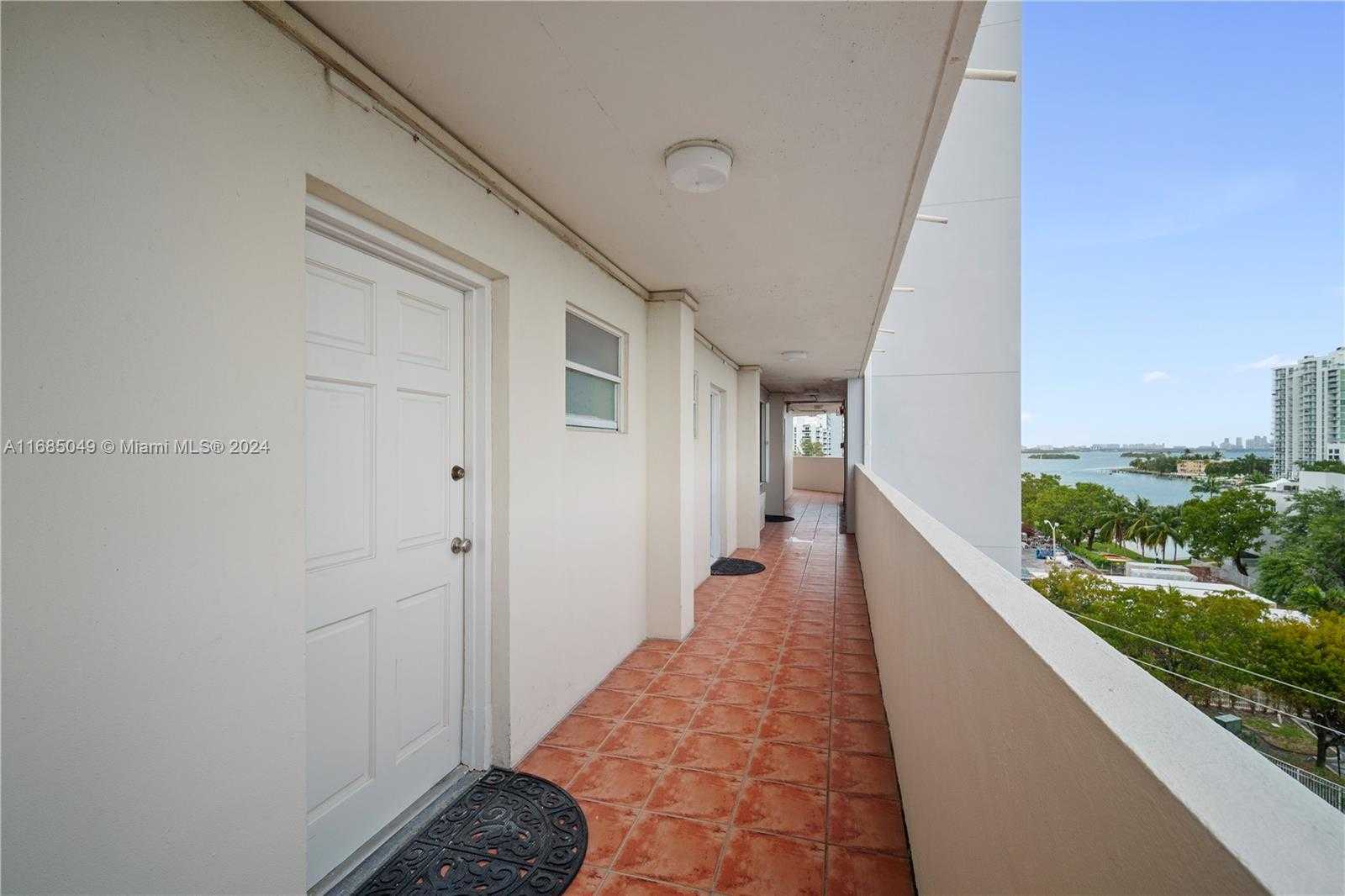 Small Image of 7904 WEST DR #605, North Bay Village Number 6