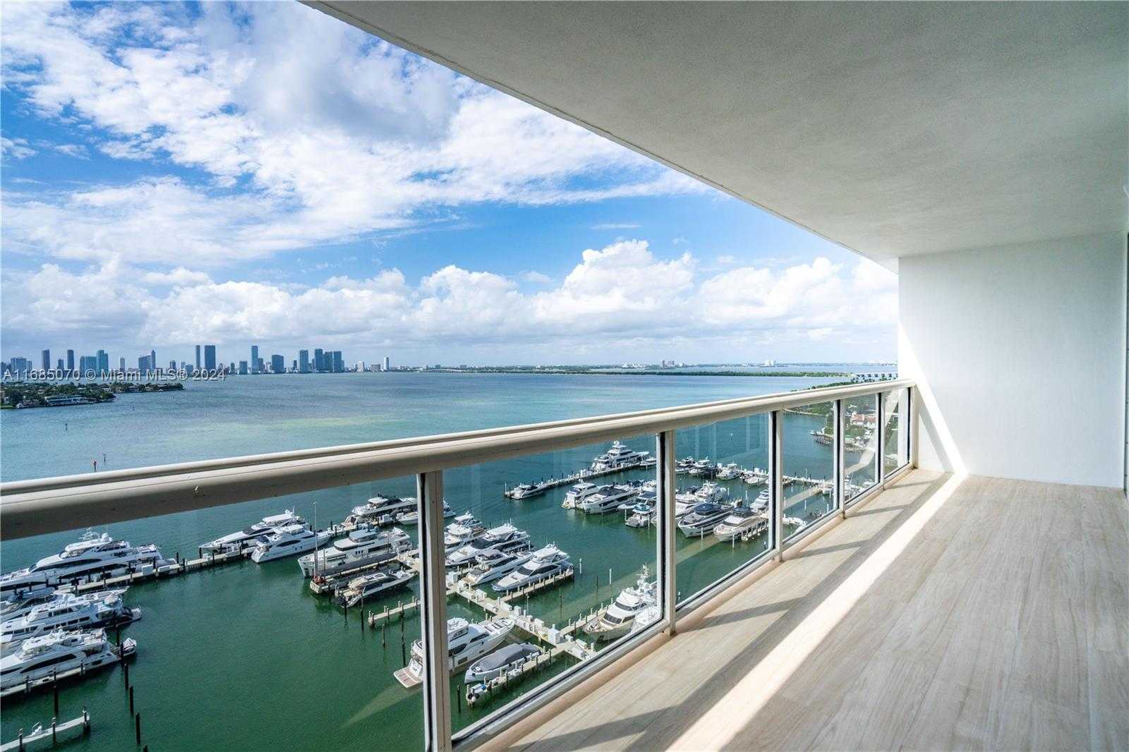 Small Image of 1800 SUNSET HARBOUR DR 1902/4 DR #1902/4, Miami Beach Number 33