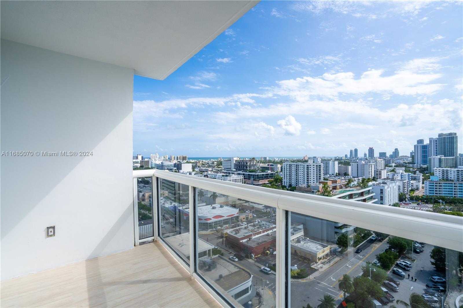 Small Image of 1800 SUNSET HARBOUR DR 1902/4 DR #1902/4, Miami Beach Number 36