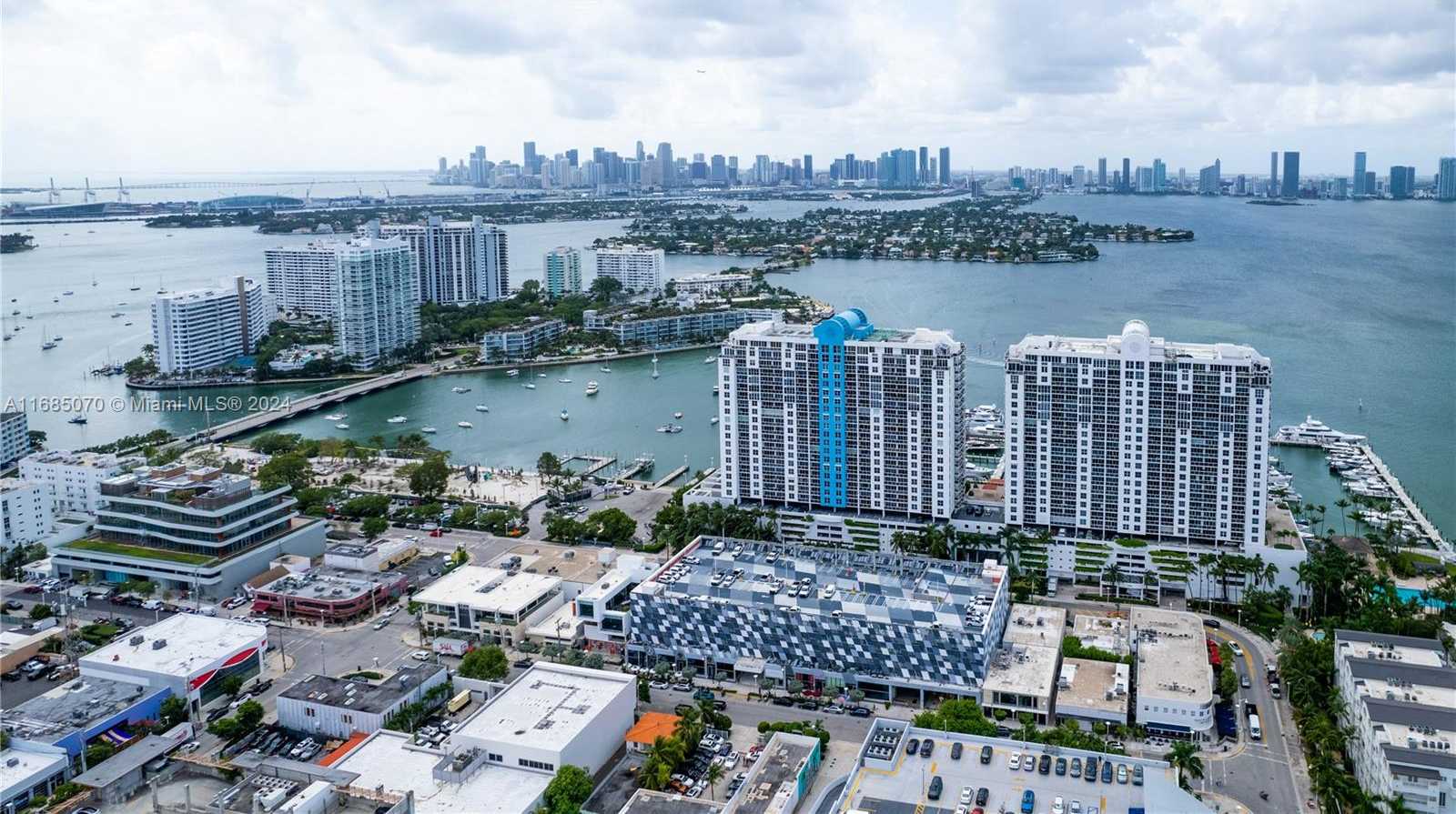 Small Image of 1800 SUNSET HARBOUR DR 1902/4 DR #1902/4, Miami Beach Number 50