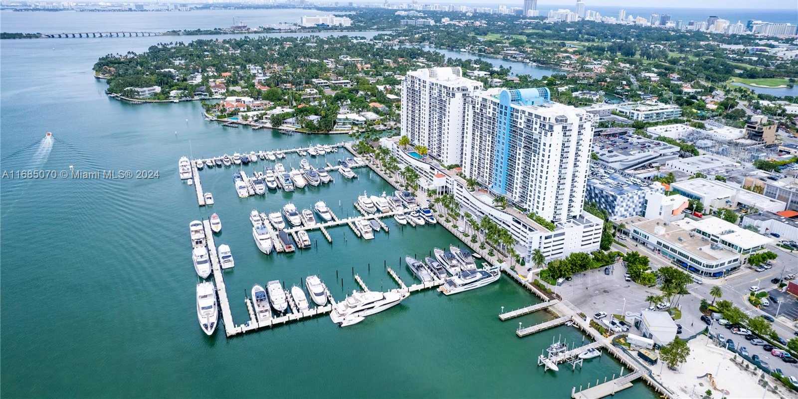 Small Image of 1800 SUNSET HARBOUR DR 1902/4 DR #1902/4, Miami Beach Number 52