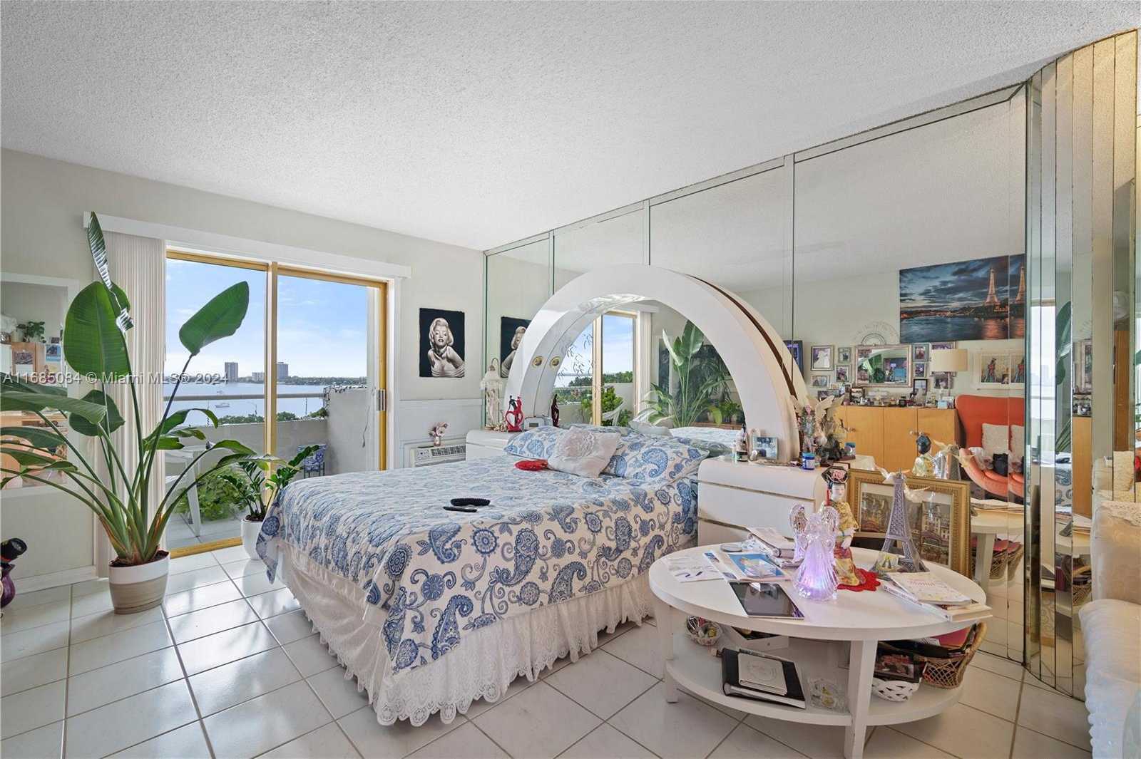 Small Image of 7904 WEST DR #714, North Bay Village Number 11
