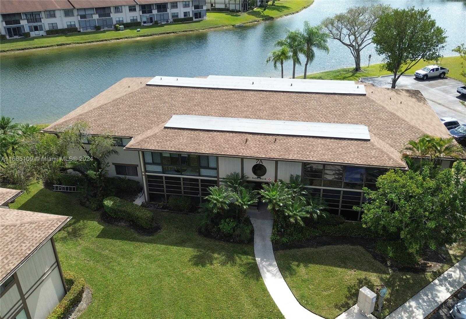 Small Image of 9626 WEST MCNAB RD #206, Tamarac Number 16
