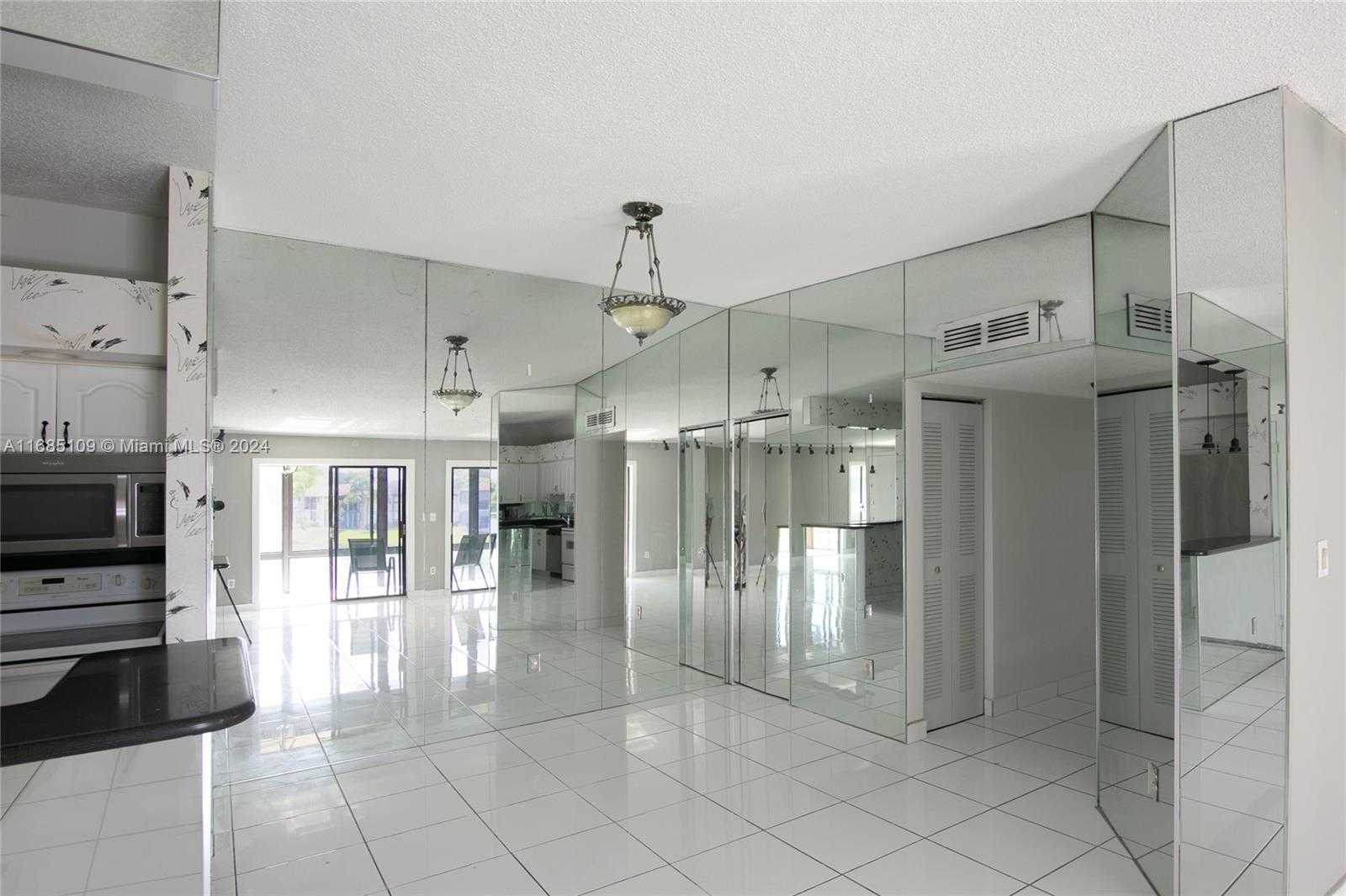Small Image of 9626 WEST MCNAB RD #206, Tamarac Number 2