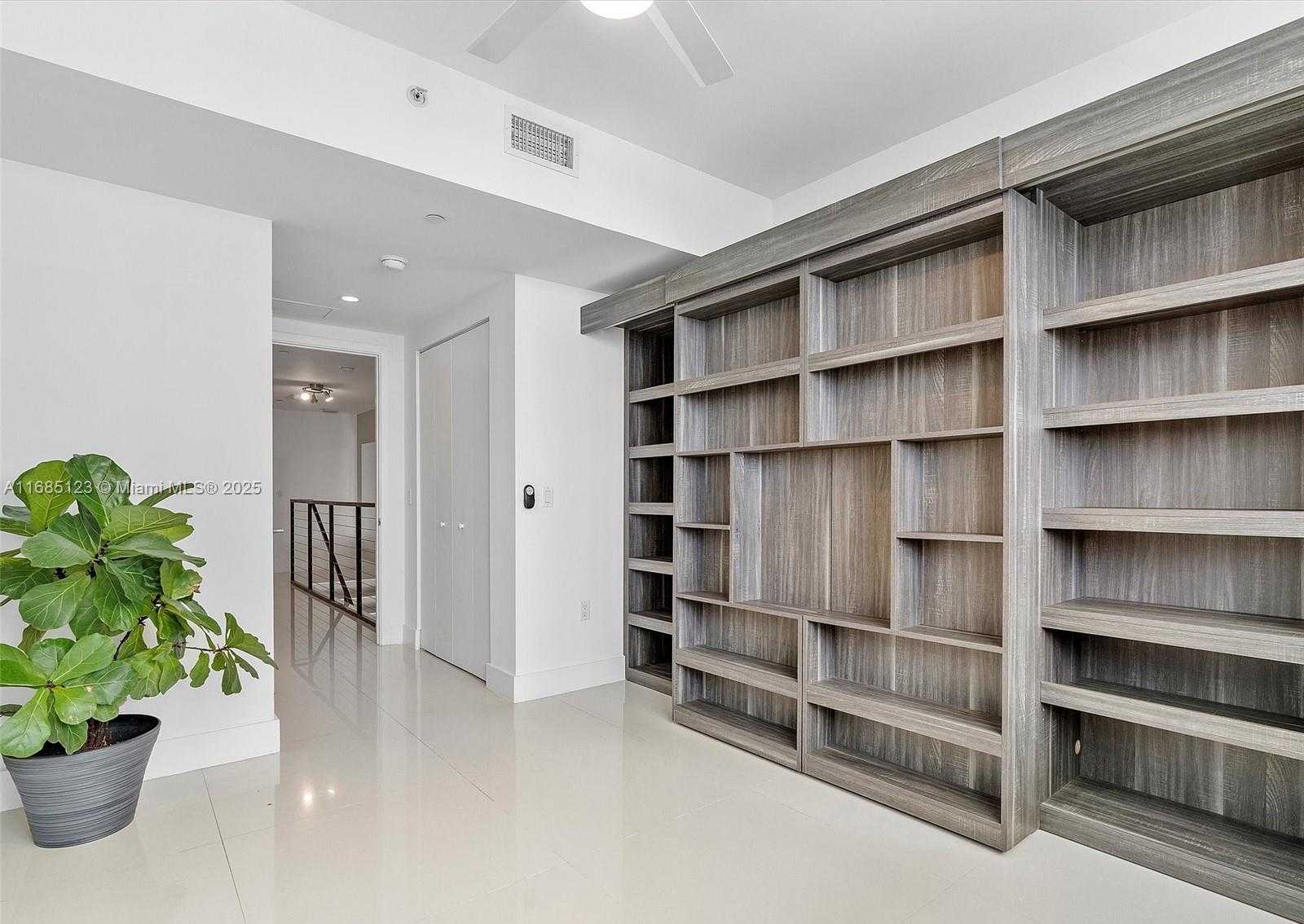 Small Image of 7935 EAST DR #1202, North Bay Village Number 33