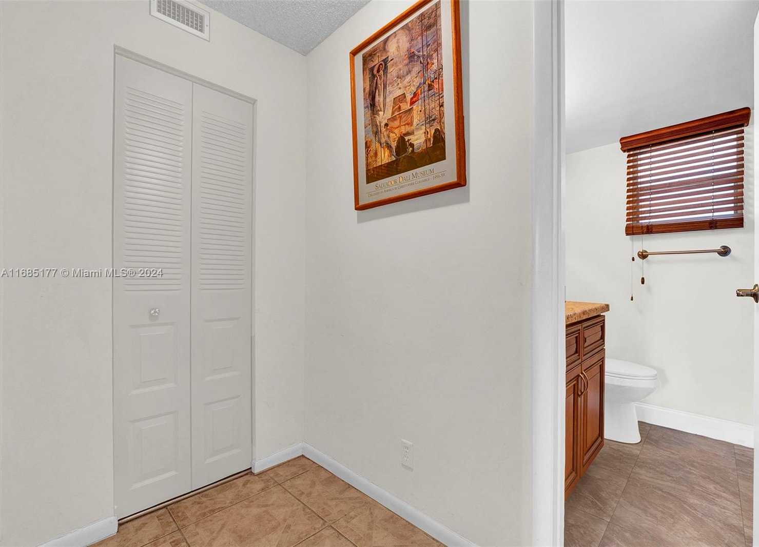 Small Image of 410 SOUTH EAST 2ND ST #220, Hallandale Beach Number 13