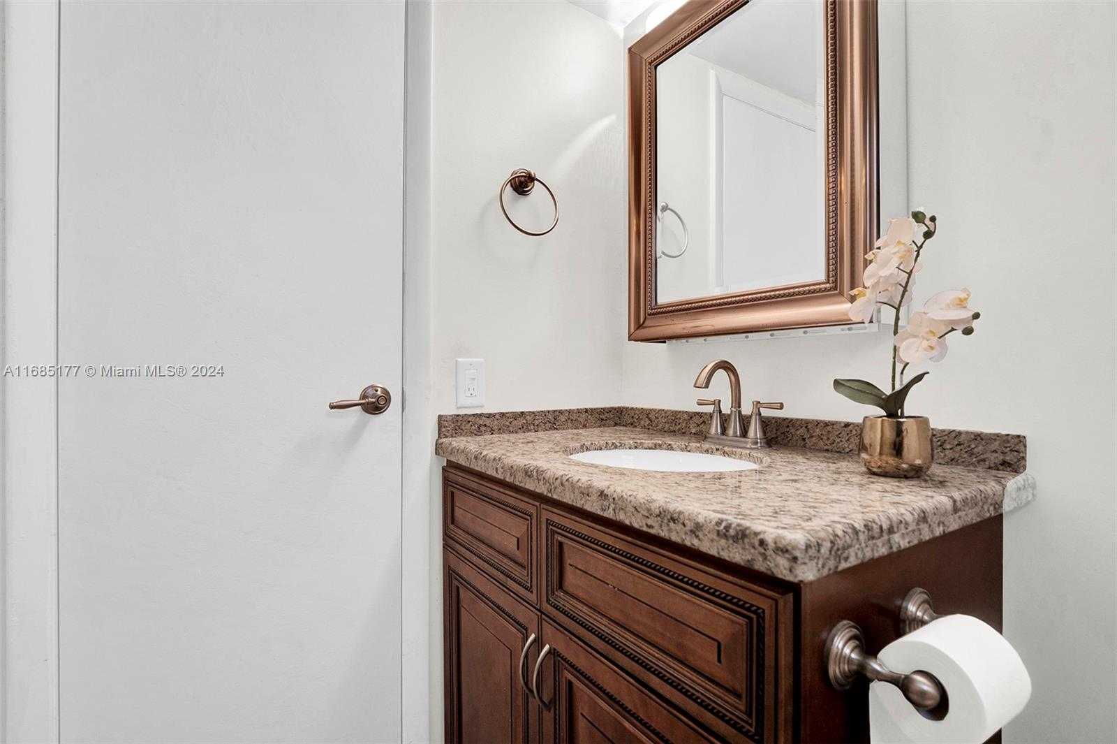 Small Image of 410 SOUTH EAST 2ND ST #220, Hallandale Beach Number 16