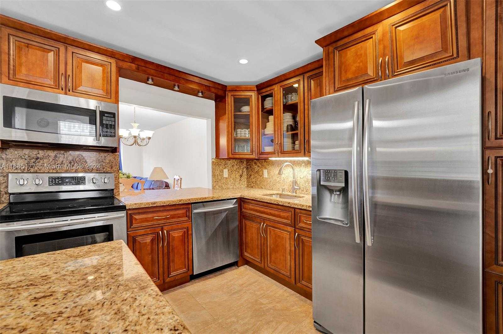 Small Image of 410 SOUTH EAST 2ND ST #220, Hallandale Beach Number 2