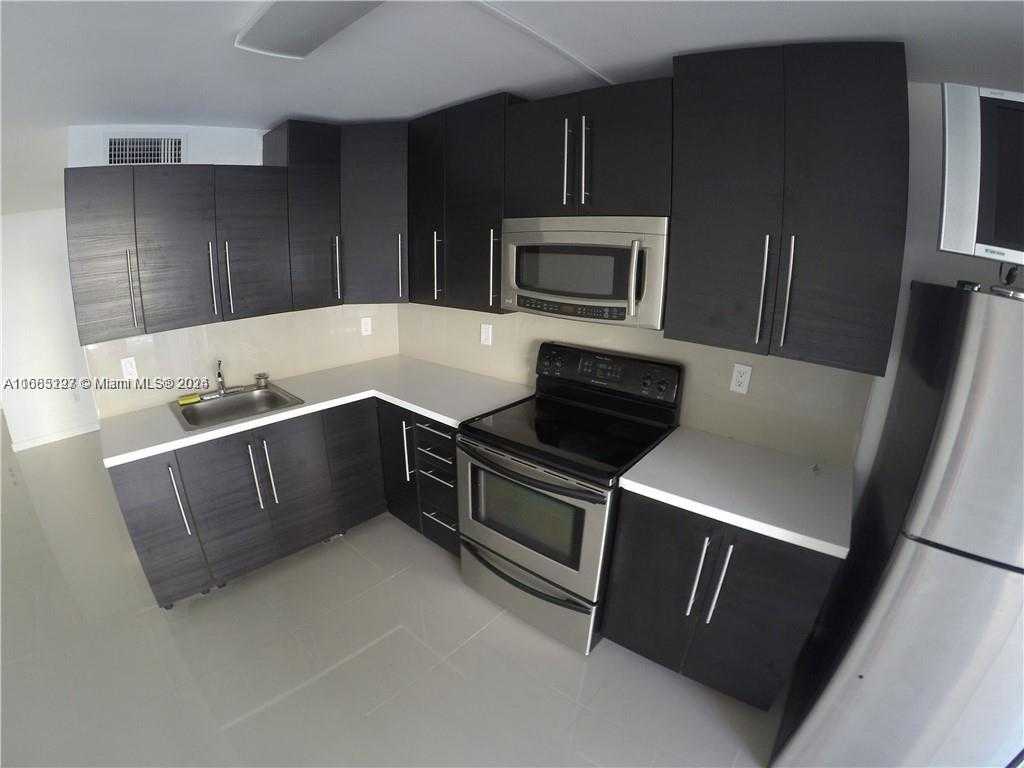 Small Image of 9367 FONTAINEBLEAU BLVD #G120, Miami Number 12