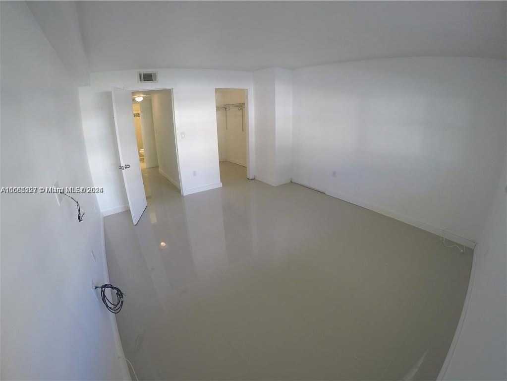 Small Image of 9367 FONTAINEBLEAU BLVD #G120, Miami Number 21