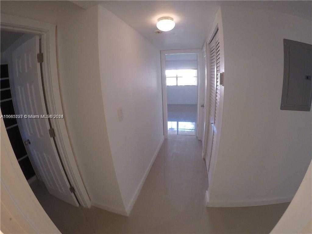 Small Image of 9367 FONTAINEBLEAU BLVD #G120, Miami Number 28