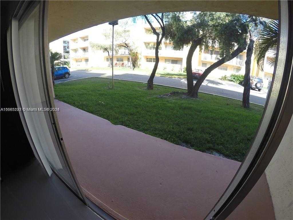 Small Image of 9367 FONTAINEBLEAU BLVD #G120, Miami Number 7