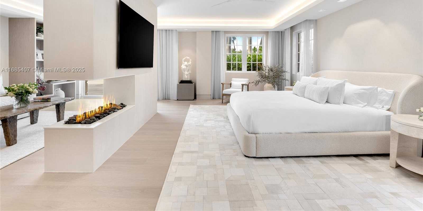 Small Image of 7917 FISHER ISLAND DR #7917, Miami Beach Number 29