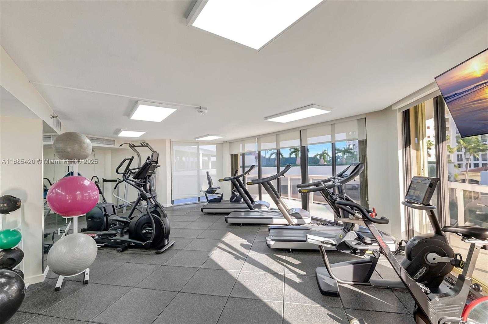 Small Image of 20185 EAST COUNTRY CLUB DR #1101, Aventura Number 51