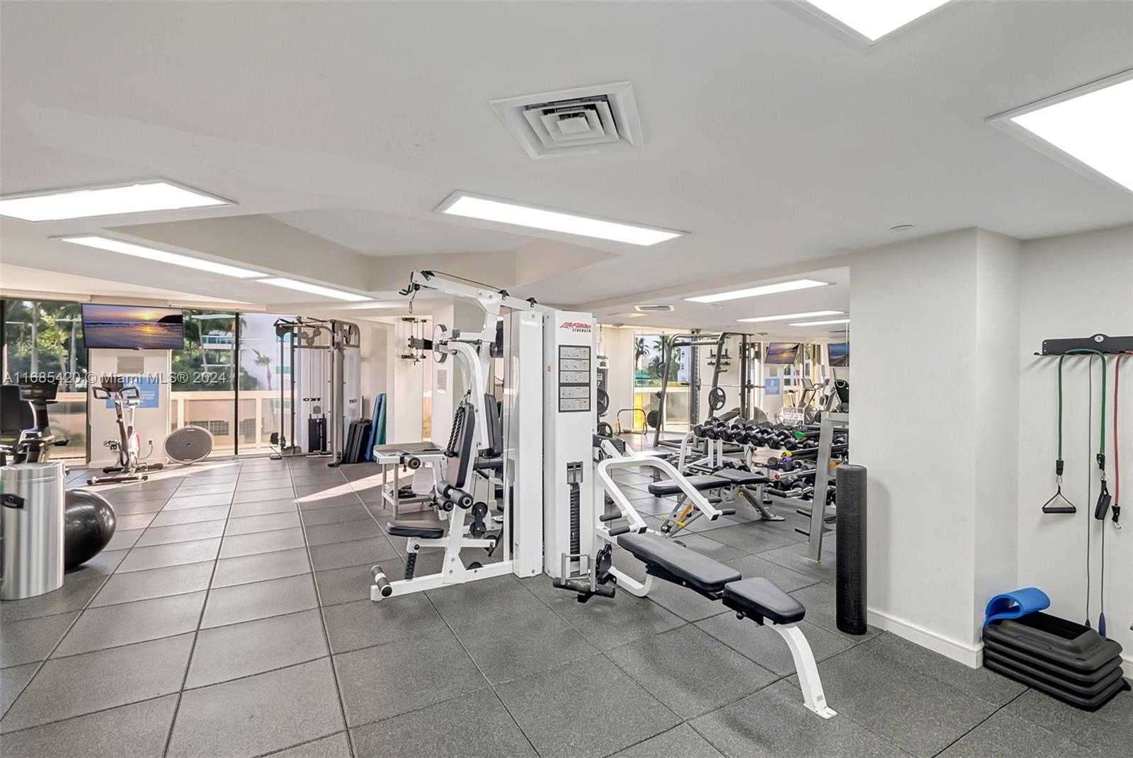 Small Image of 20185 EAST COUNTRY CLUB DR #1101, Aventura Number 68