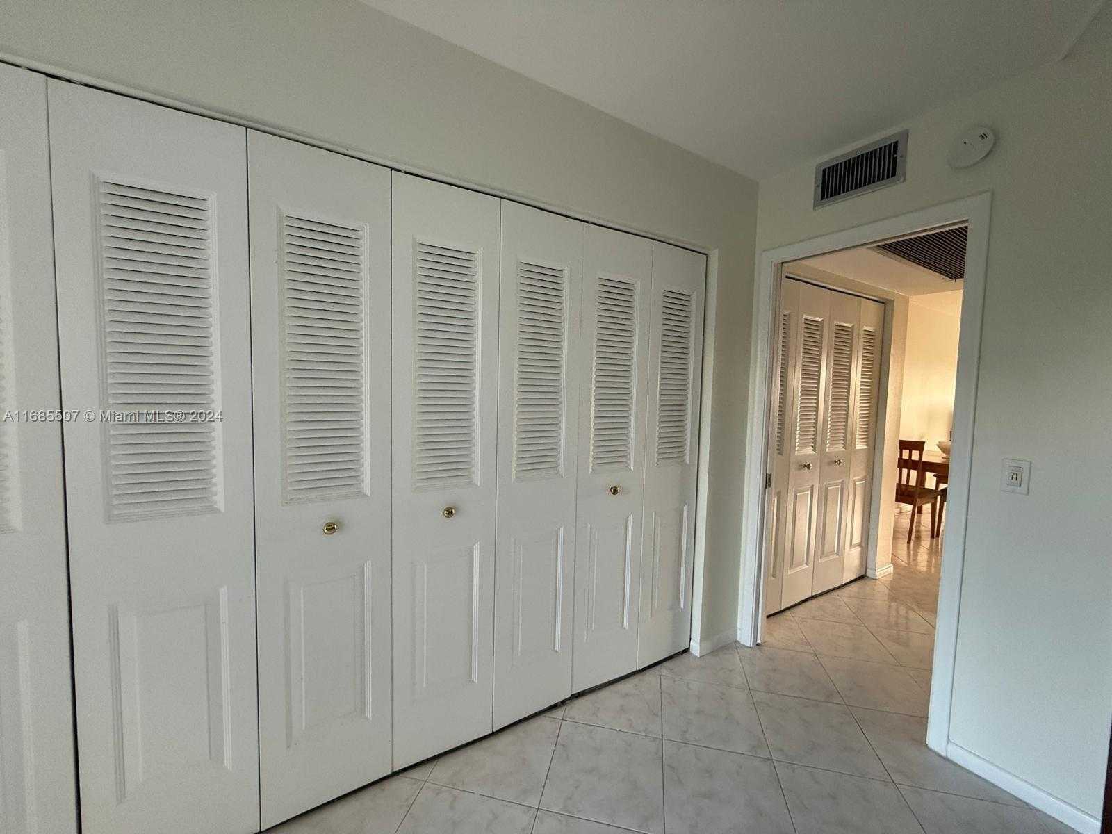 Small Image of 313 SOUTHAMPTON A #313, West Palm Beach Number 11