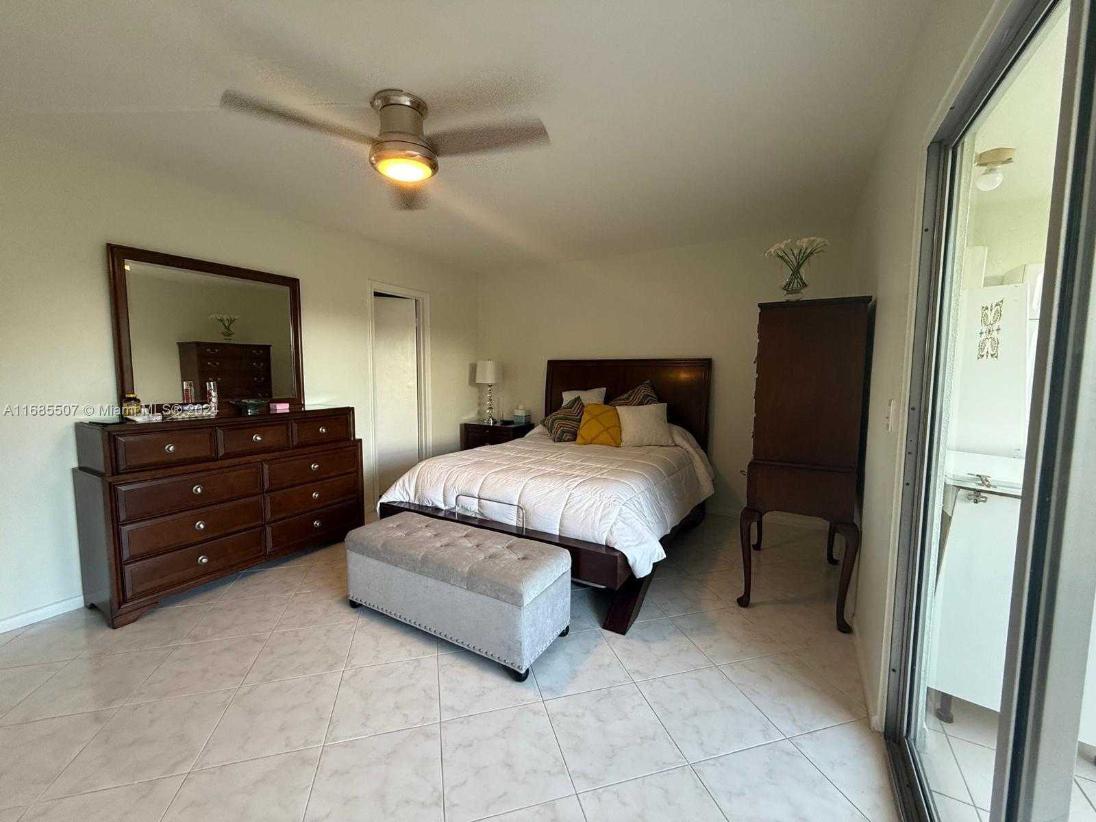 Small Image of 313 SOUTHAMPTON A #313, West Palm Beach Number 9