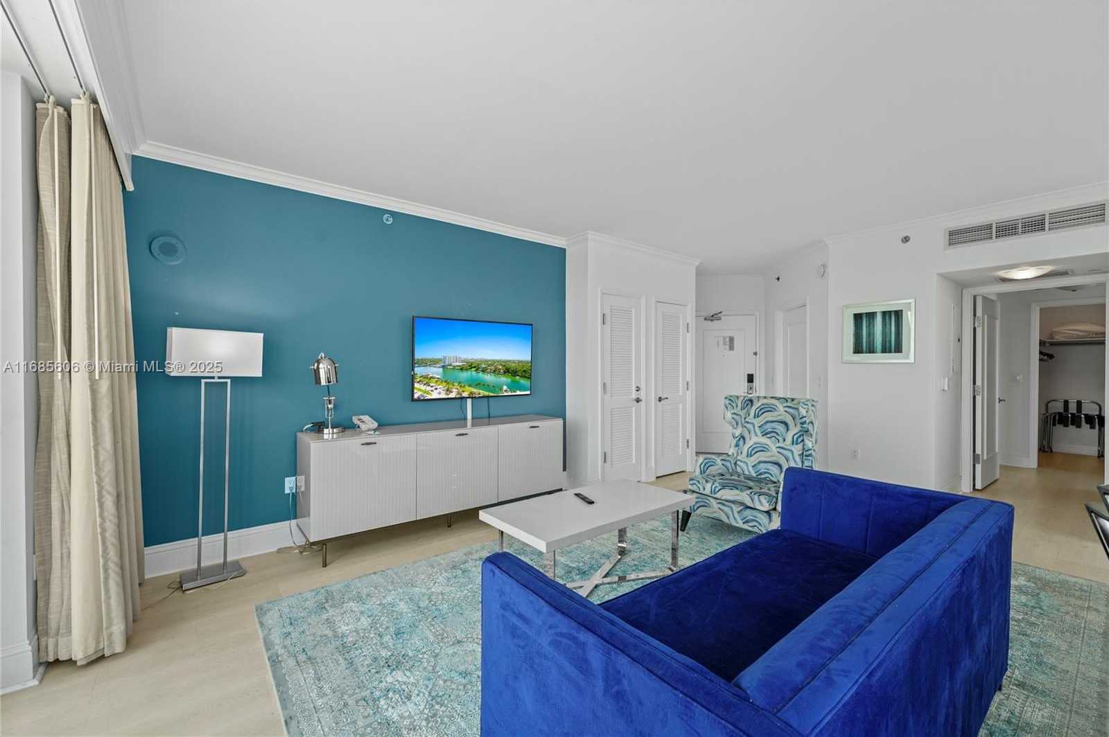 Small Image of 4401 COLLINS AVE #1514/1516, Miami Beach Number 13