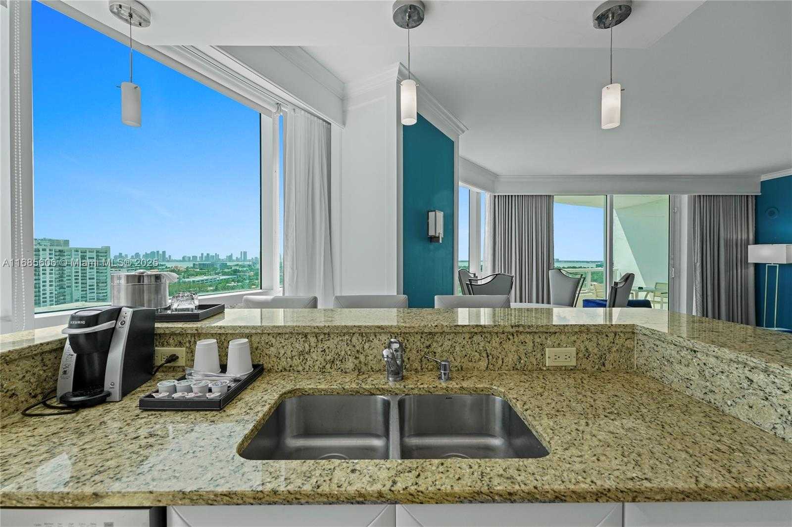 Small Image of 4401 COLLINS AVE #1514/1516, Miami Beach Number 17